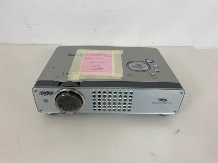 Sanyo PLC-XU25 Projector XGA Portable Projector