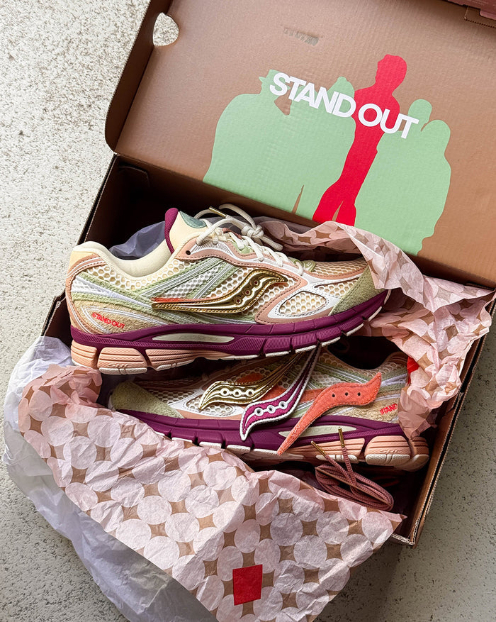 Saucony x Stan Bich Pro Grid Guide 7 onfeet