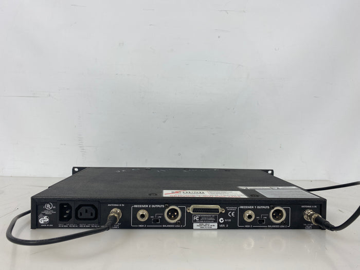 Shure U4D-J4 Dual Wireless Receiver 554-584 MHz *Powers On*