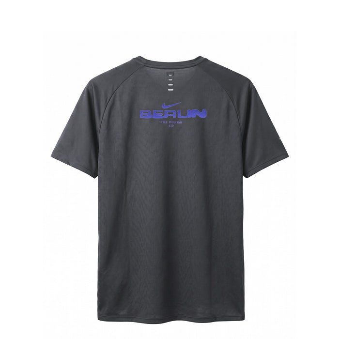Nike	Stride Dri-FIT ADV Short-Sleeve Running Top *City Marathon*