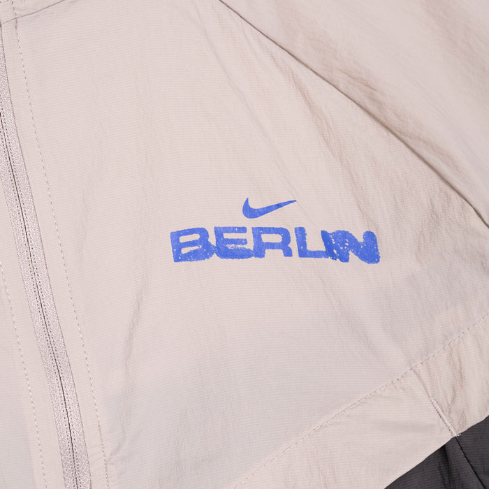 Nike	Stride Repel Running Jacket *City Marathon*