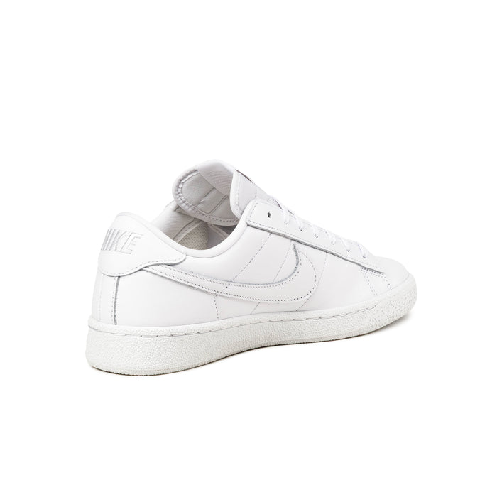 Nike	Tennis Classic CS