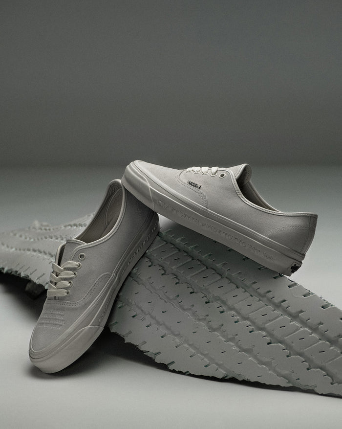 Vans OTW x Neighborhood OTW Authentic 44 onfeet