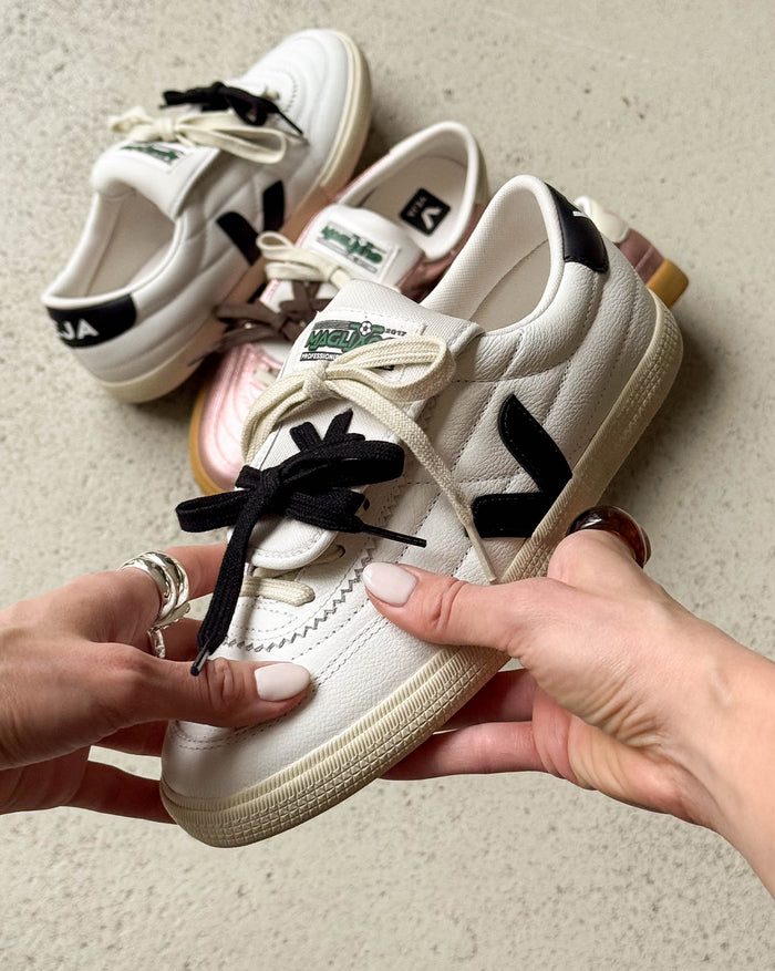 Veja x Magliano Panenka W onfeet
