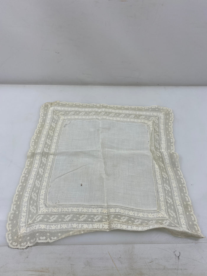 Vintage 1890s White Linen Handkerchief with Intricate Lace Details