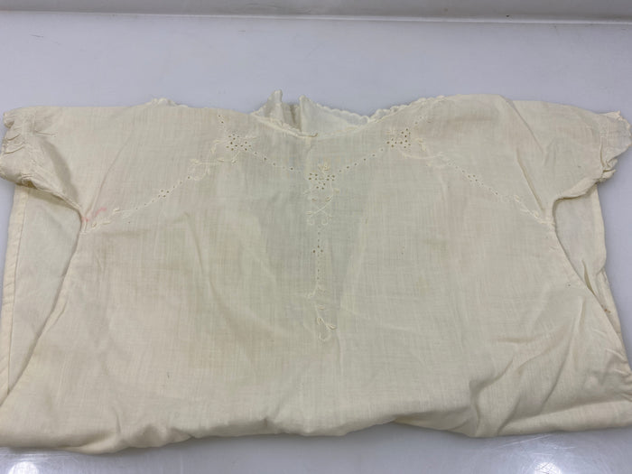 Vintage 1910s White Linen Baby's Dress with Floral Embroidery