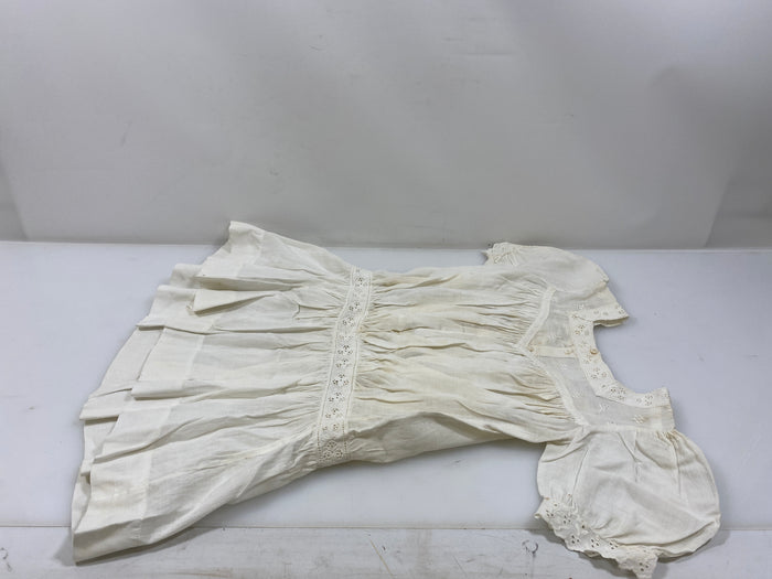 Vintage 1910s White Linen Baby's Dress With Floral Lace Details