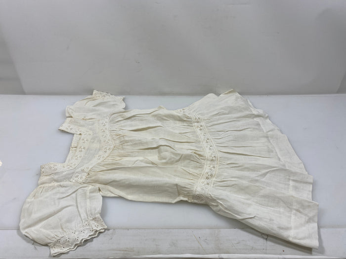 Vintage 1910s White Linen Baby's Dress With Floral Lace Details
