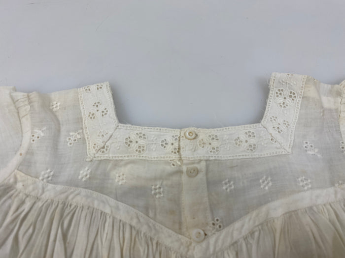 Vintage 1910s White Linen Baby's Dress With Floral Lace Details