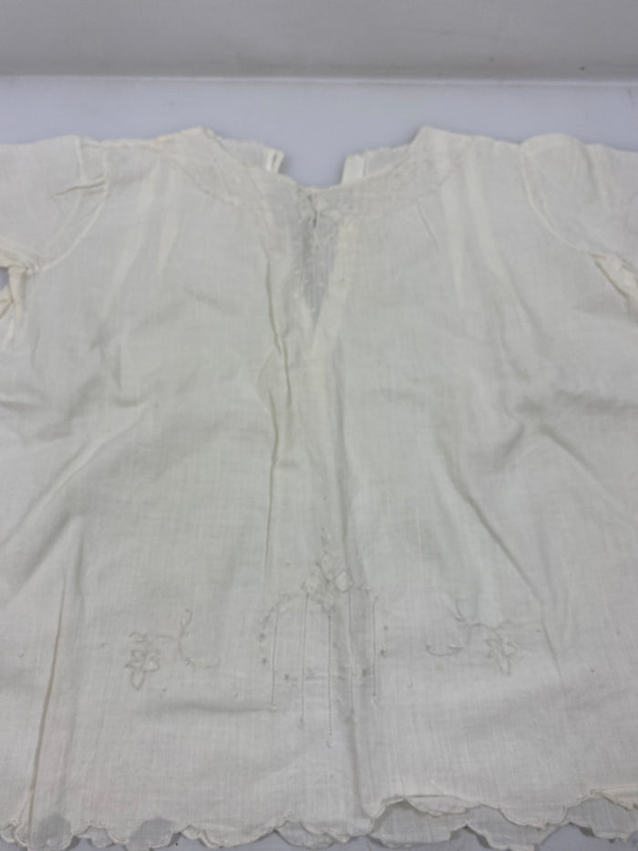 Vintage 1910s White Linen Baby's Dress with Intricate Embroidery