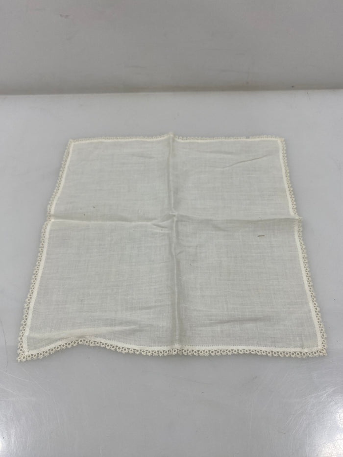 Vintage 1910s White Linen Handkerchief with Eyelet Lace Border