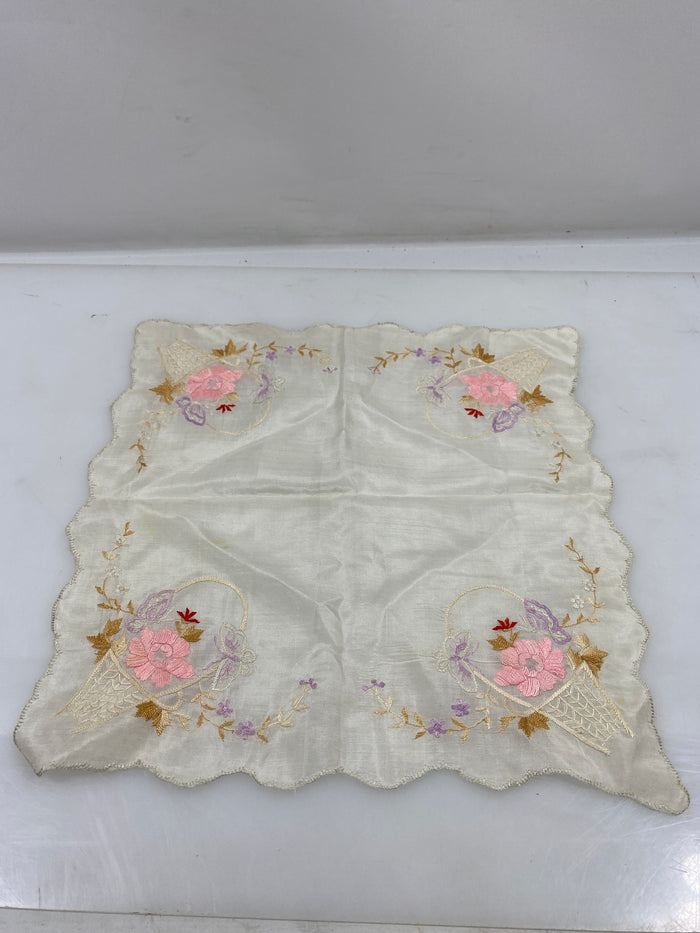 Vintage 1916 Linen Handkerchief with Floral Embroidery