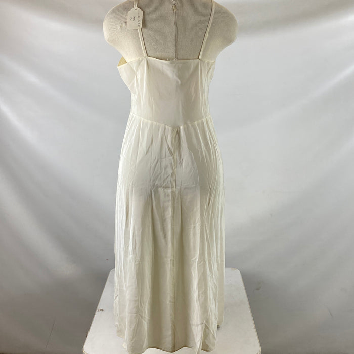 Vintage 1950s "PaceMaker" Acetate White Slip Size Unknown
