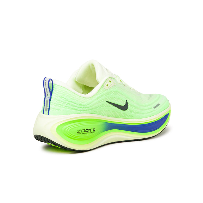 Nike	Vomero Plus