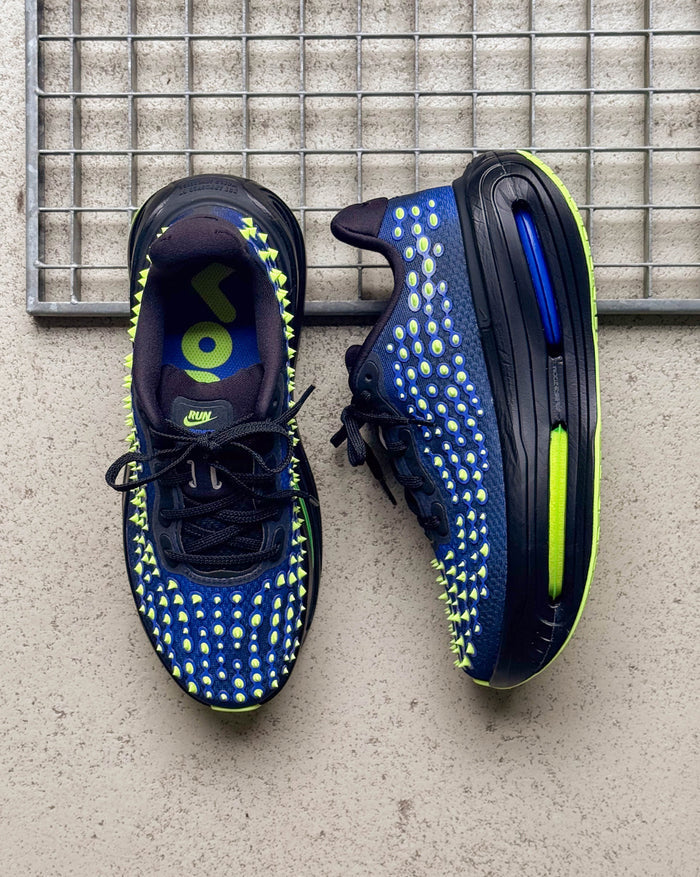 Nike Vomero Premium QS onfeet