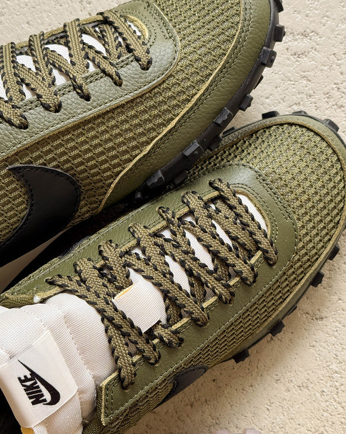 Nike Waffle Racer SE onfeet