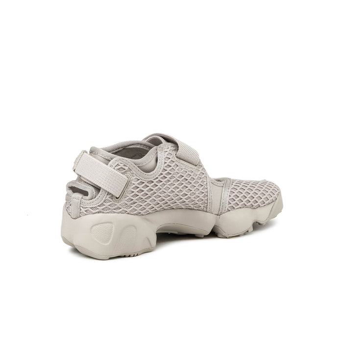 Nike	Wmns Air Rift