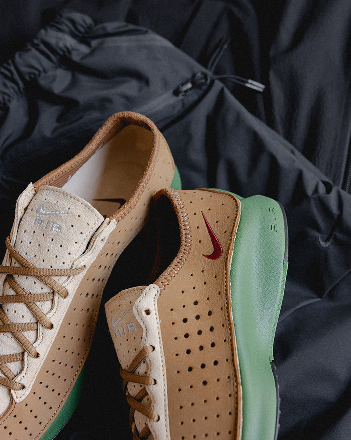 Nike Wmns Air Superfly onfeet