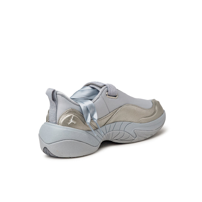 Nike Wmns Jordan Pointe