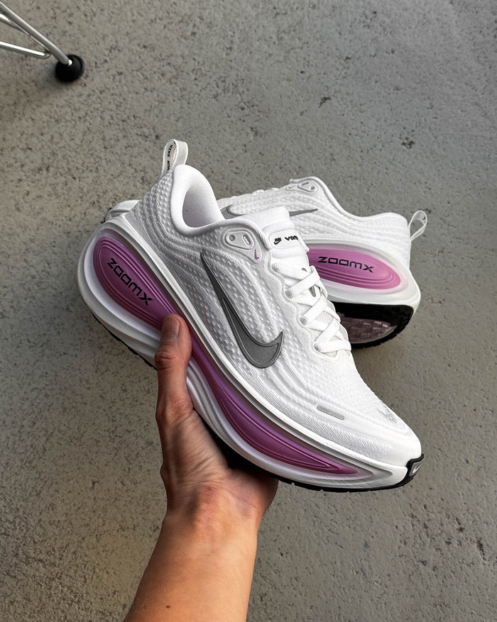 Nike Wmns Vomero Premium onfeet