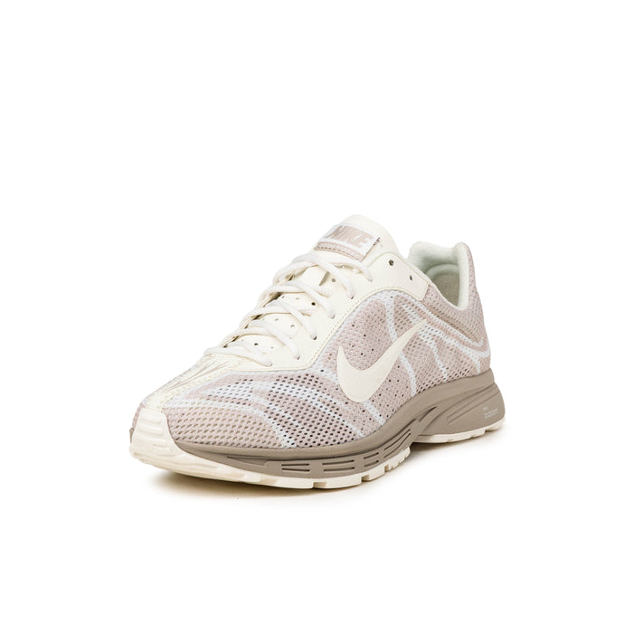 Nike Wmns Zoom Streak 3