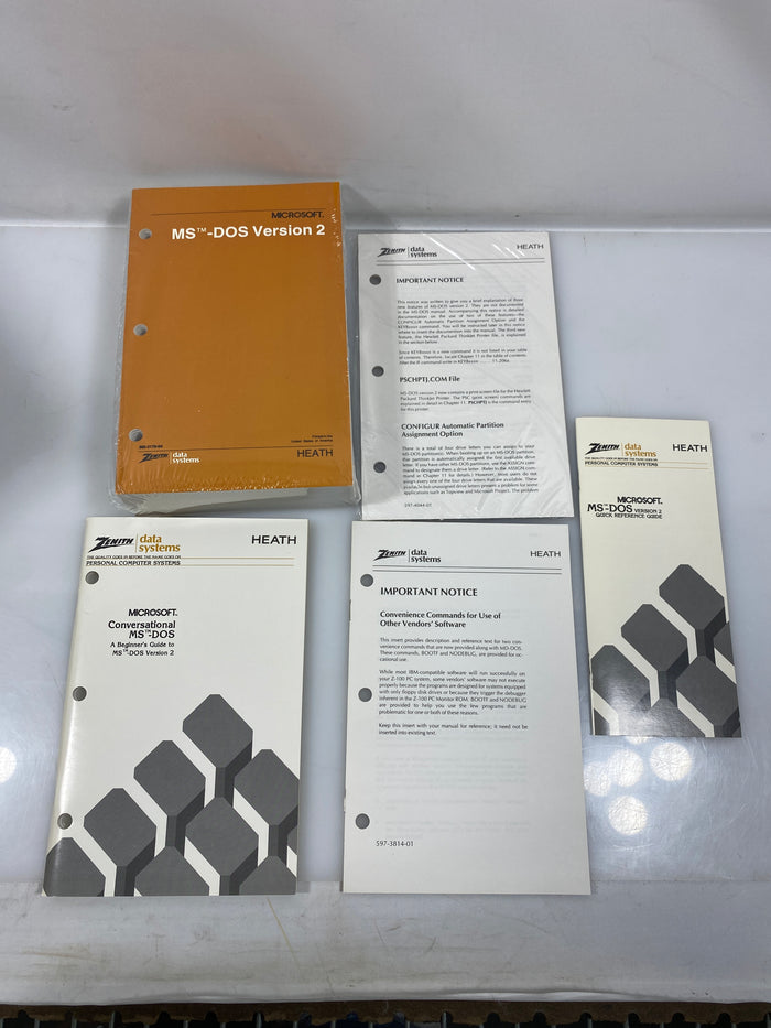 Zenith Data Systems Conversational  MS-DOS 1984 Binder Slipcase