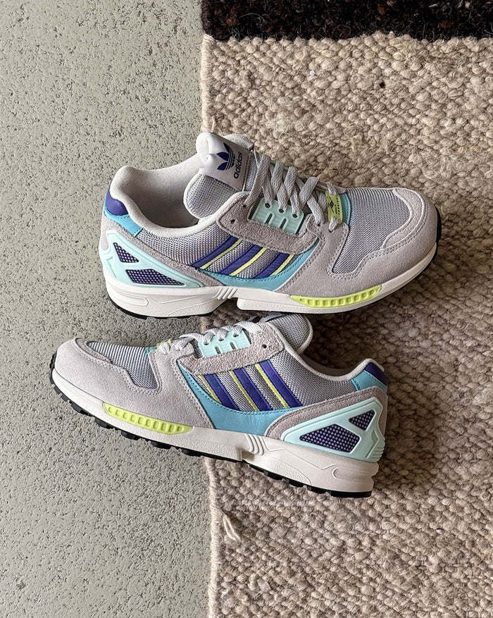 Adidas ZX 8000 onfeet